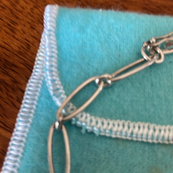 TIFFANY ELSA PERETTI STERLING BRACELET WITH HEART CHARM - Picture 5 of 8